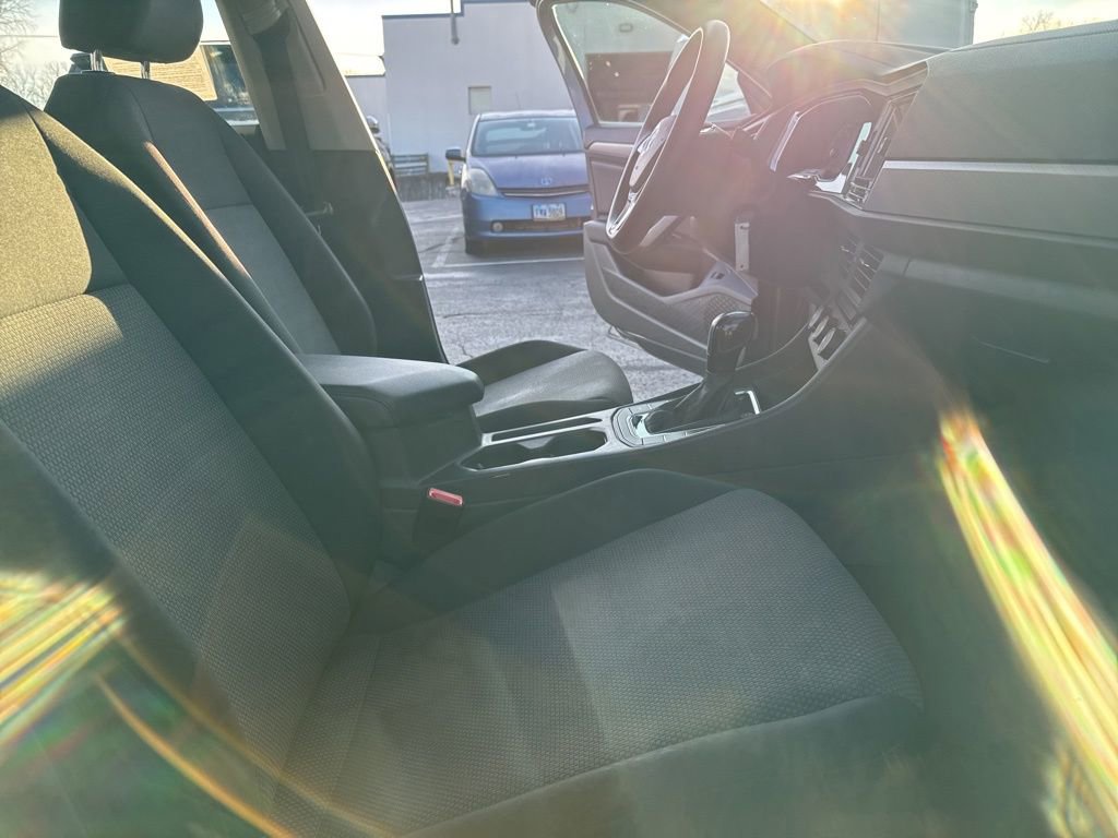 Used 2019 Volkswagen Jetta S image 36