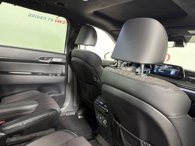 Used 2025 Hyundai Palisade Calligraphy AWD/4WD image 19