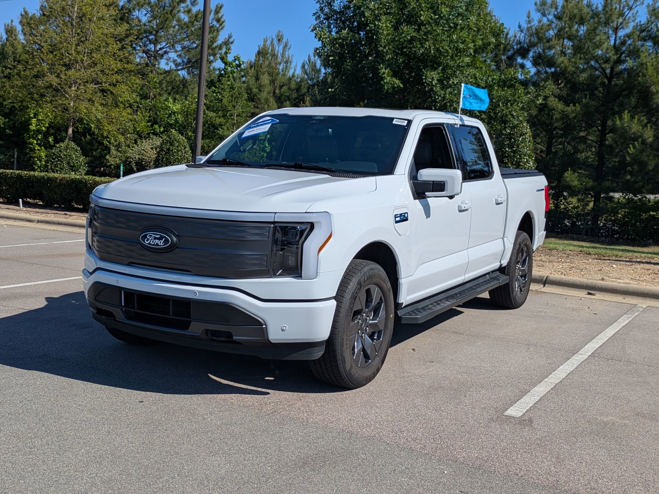 Certified 2025 Ford F150 Lightning Lariat AWD/4WD image 8