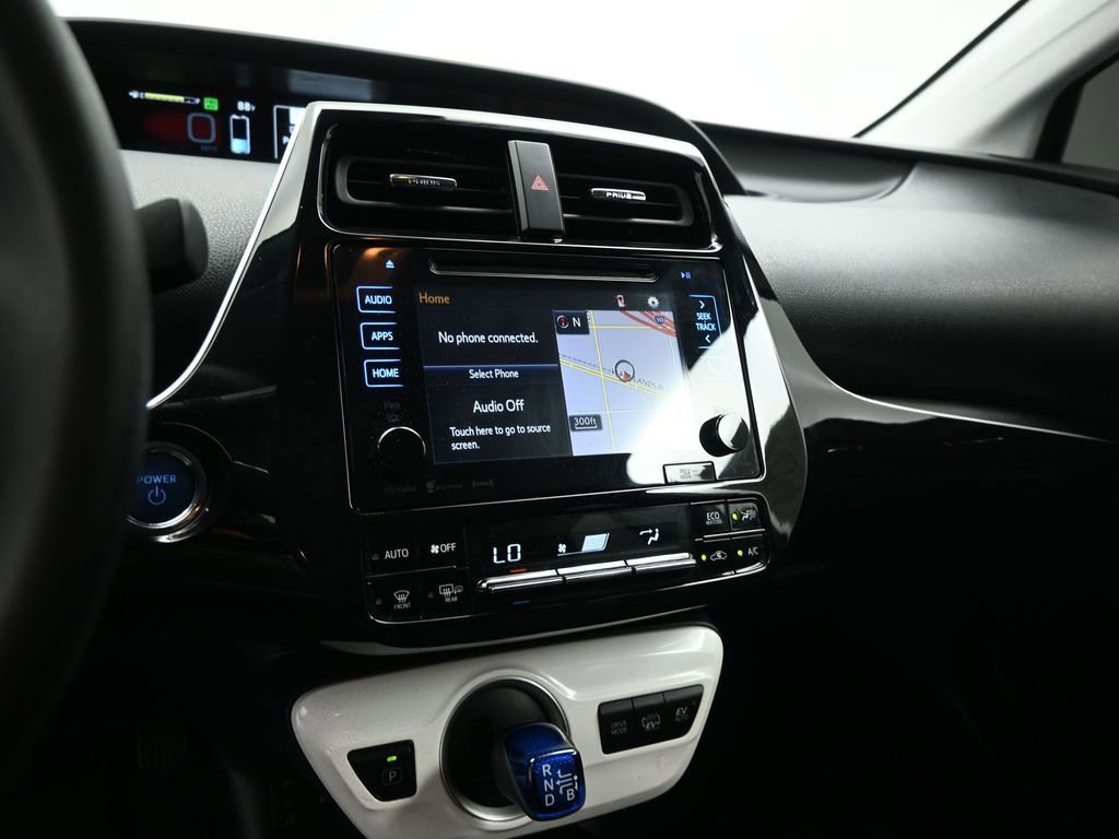 Used 2018 Toyota Prius Prime Plus image 39