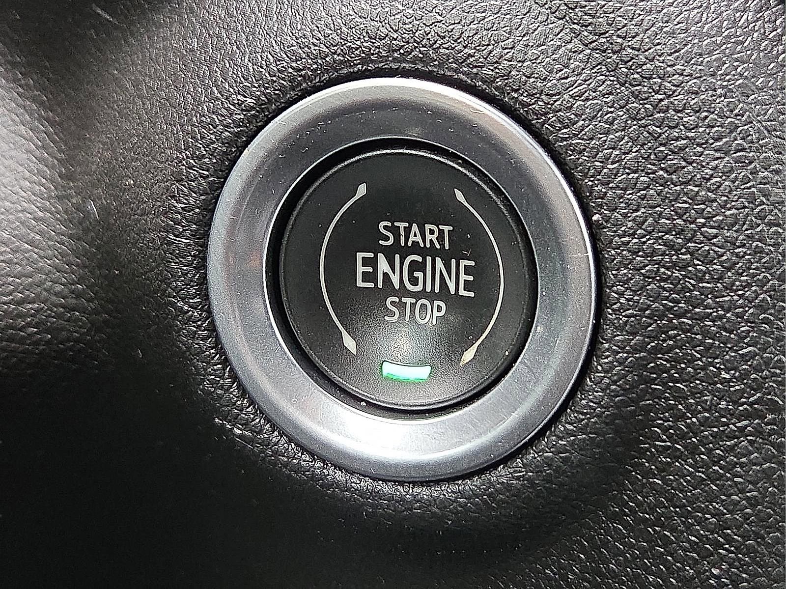Used 2022 GMC Sierra 3500 SLT w/ SLT Convenience Package AWD/4WD image 19