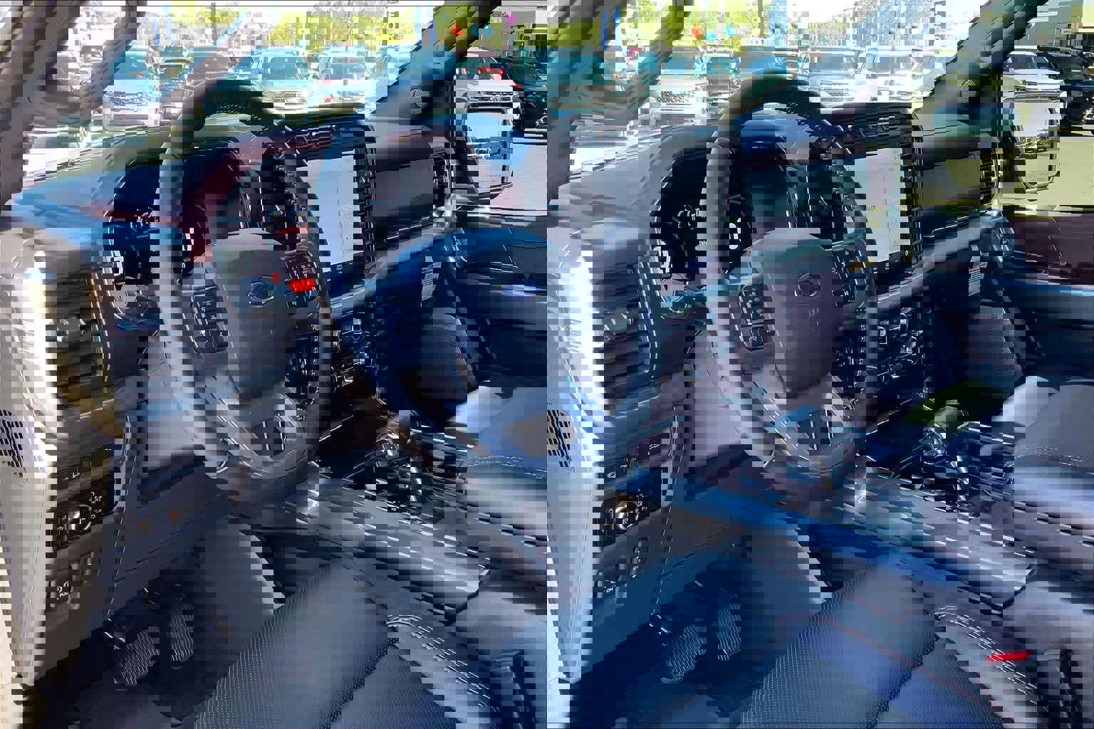 Certified 2023 Ford F150 Lariat w/ Equipment Group 502A High image 18