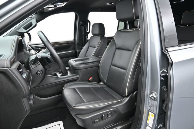 Used 2024 Chevrolet Suburban Premier AWD/4WD image 11