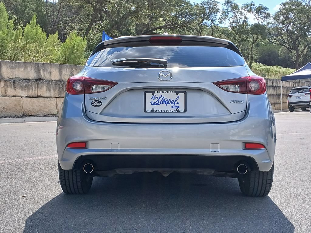 Used 2017 MAZDA MAZDA3 Sport FWD image 4