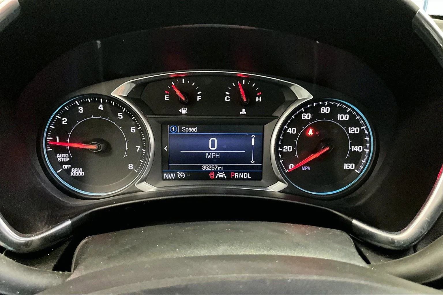 Used 2020 Chevrolet Equinox LT image 19