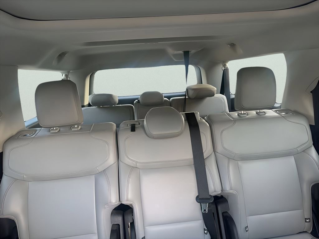 Certified 2025 Ford Expedition Max Active AWD/4WD image 10