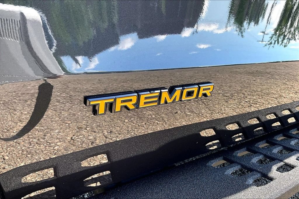 Certified 2025 Ford Expedition Tremor AWD/4WD image 8