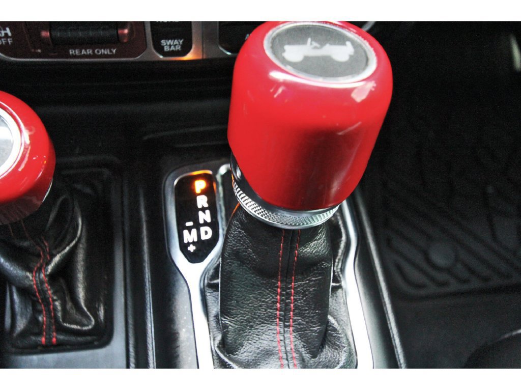 Used 2021 Jeep Wrangler Unlimited Rubicon AWD/4WD image 32