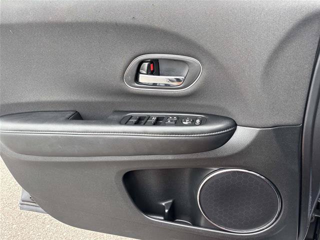 Used 2022 Honda HR-V EX image 10