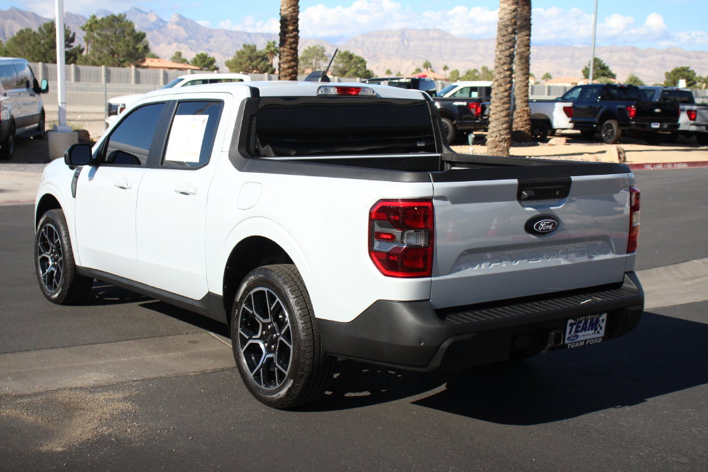 Certified 2026 Ford Maverick Lariat w/ 4K Tow Package AWD/4WD image 5