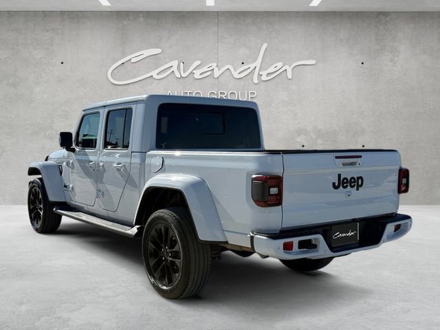 Used 2023 Jeep Gladiator Overland image 3