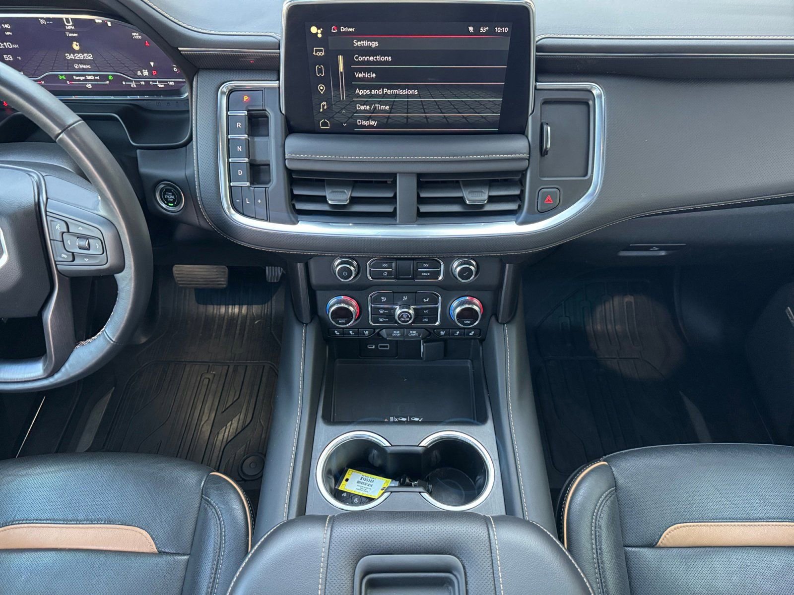 Used 2022 GMC Yukon XL AT4 image 11