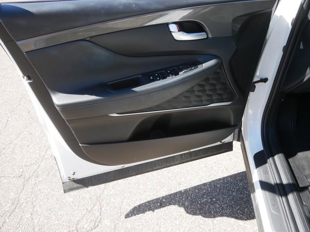 Used 2023 Hyundai Santa Fe SEL AWD/4WD image 12