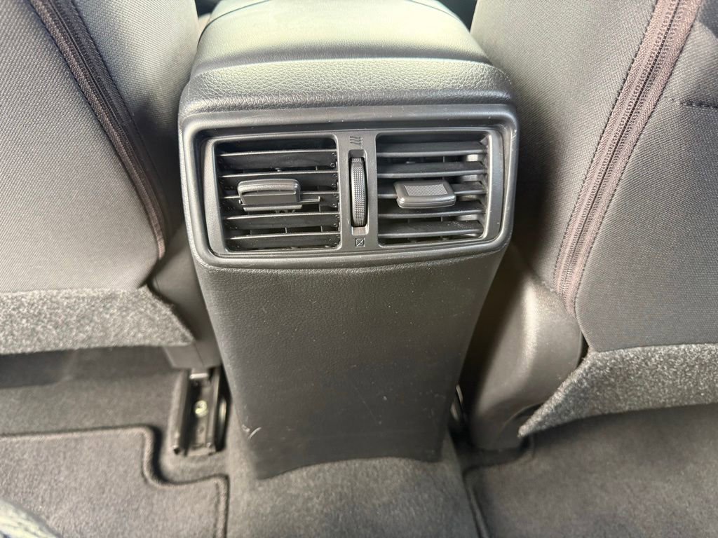 Used 2020 Nissan Rogue Sport S AWD/4WD image 33