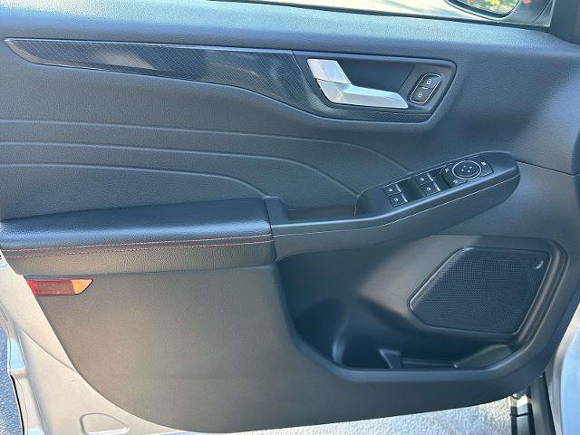 Certified 2024 Ford Escape ST-Line w/ Tech Pack #1 AWD/4WD image 8