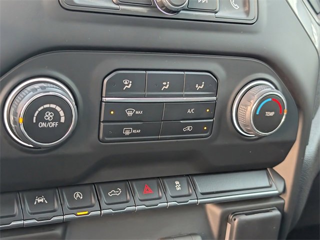 Used 2023 Chevrolet Silverado 1500 Custom image 18