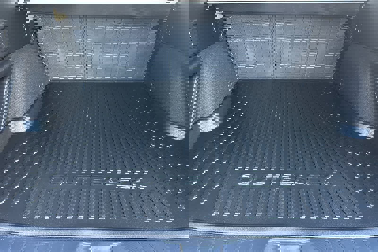 Used 2024 Subaru Outback Onyx Edition AWD/4WD image 15