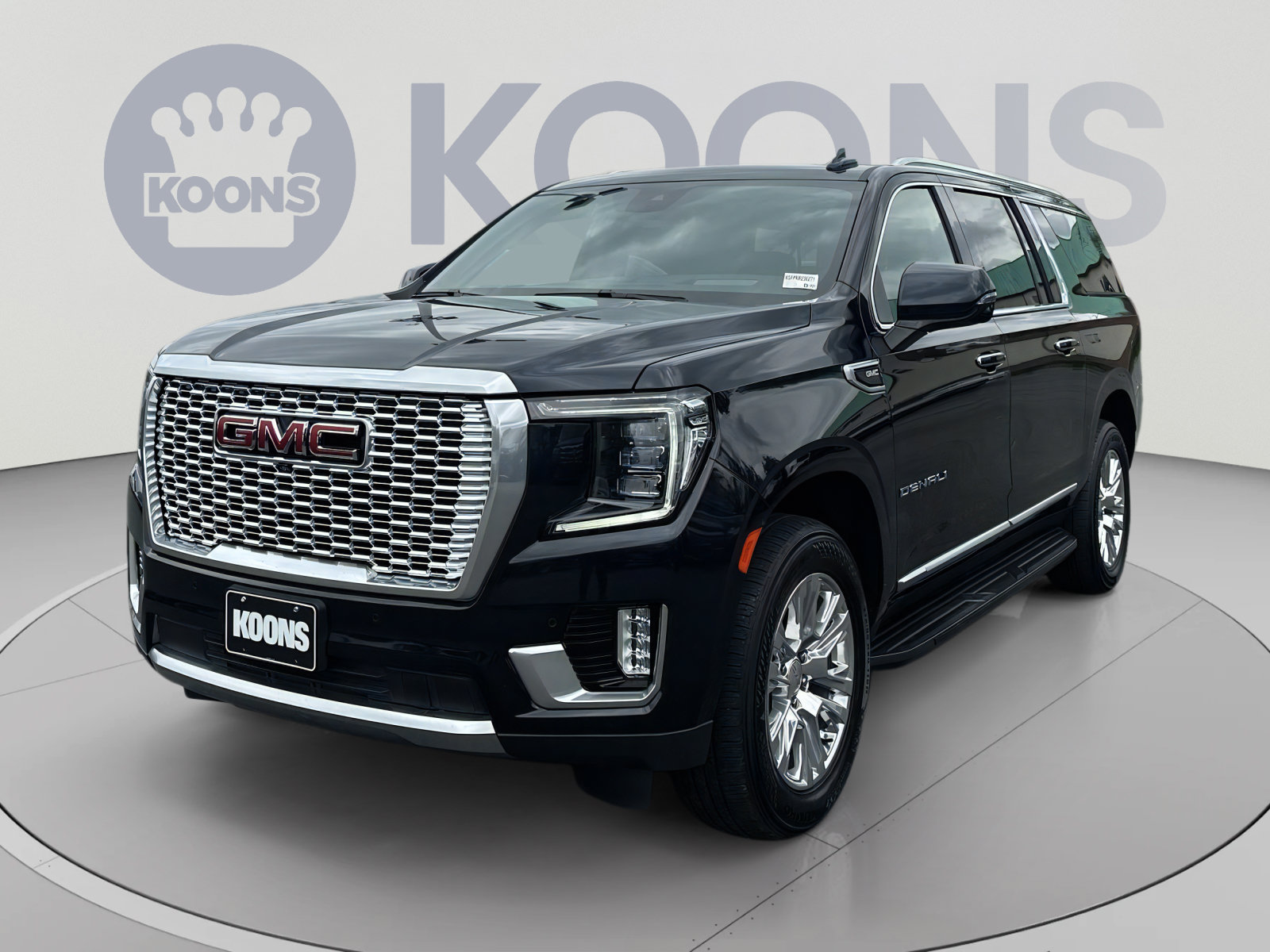 Used 2024 GMC Yukon XL Denali AWD/4WD image 1