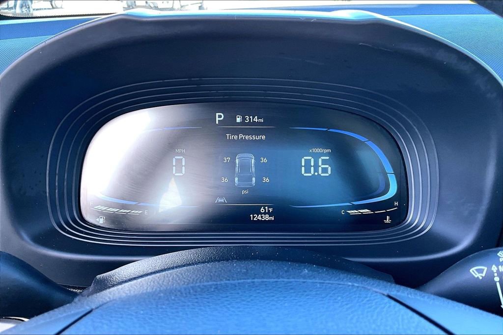 Used 2024 Hyundai Venue SE FWD image 20