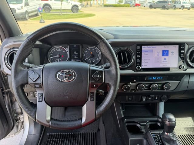 Used 2021 Toyota Tacoma TRD Off-Road image 12