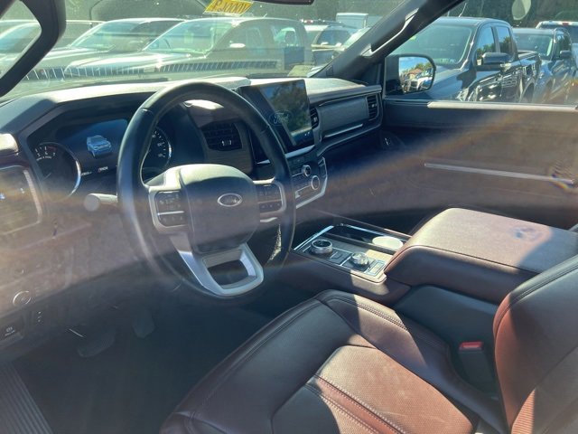 Certified 2023 Ford Expedition Limited image 12