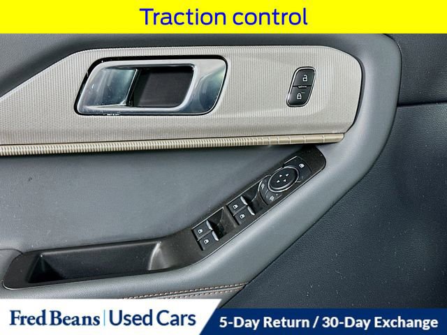 Certified 2025 Ford Explorer Active w/ Active Comfort Package image 23