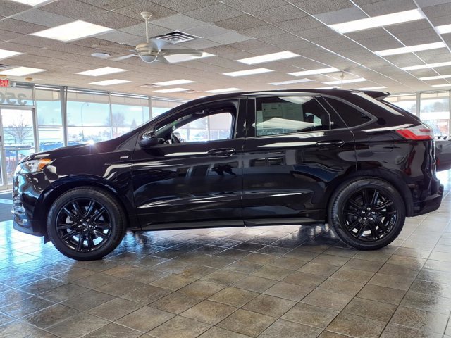 Certified 2024 Ford Edge ST-Line image 3