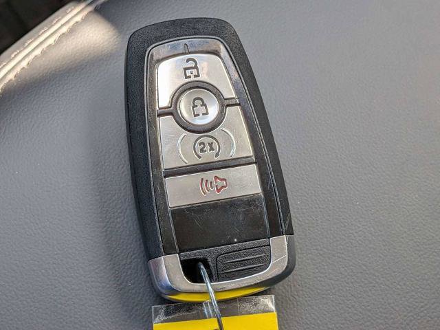 Certified 2025 Ford Maverick Lariat w/ Black Appearance Package AWD/4WD image 32