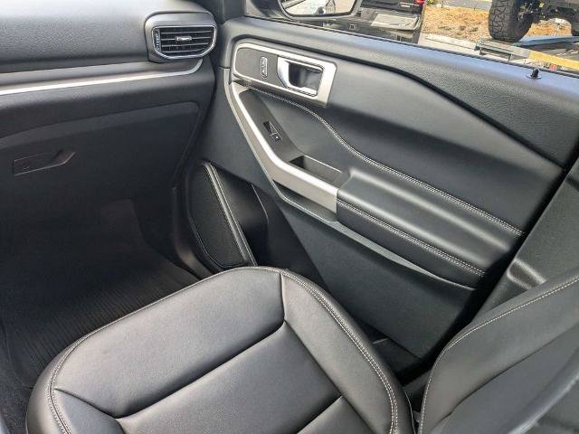 Certified 2024 Ford Explorer XLT w/ Equipment Group 202A AWD/4WD image 18