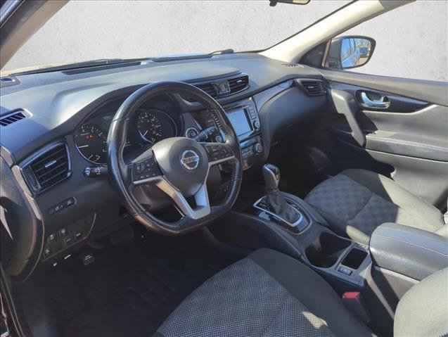 Used 2021 Nissan Rogue Sport SV image 12