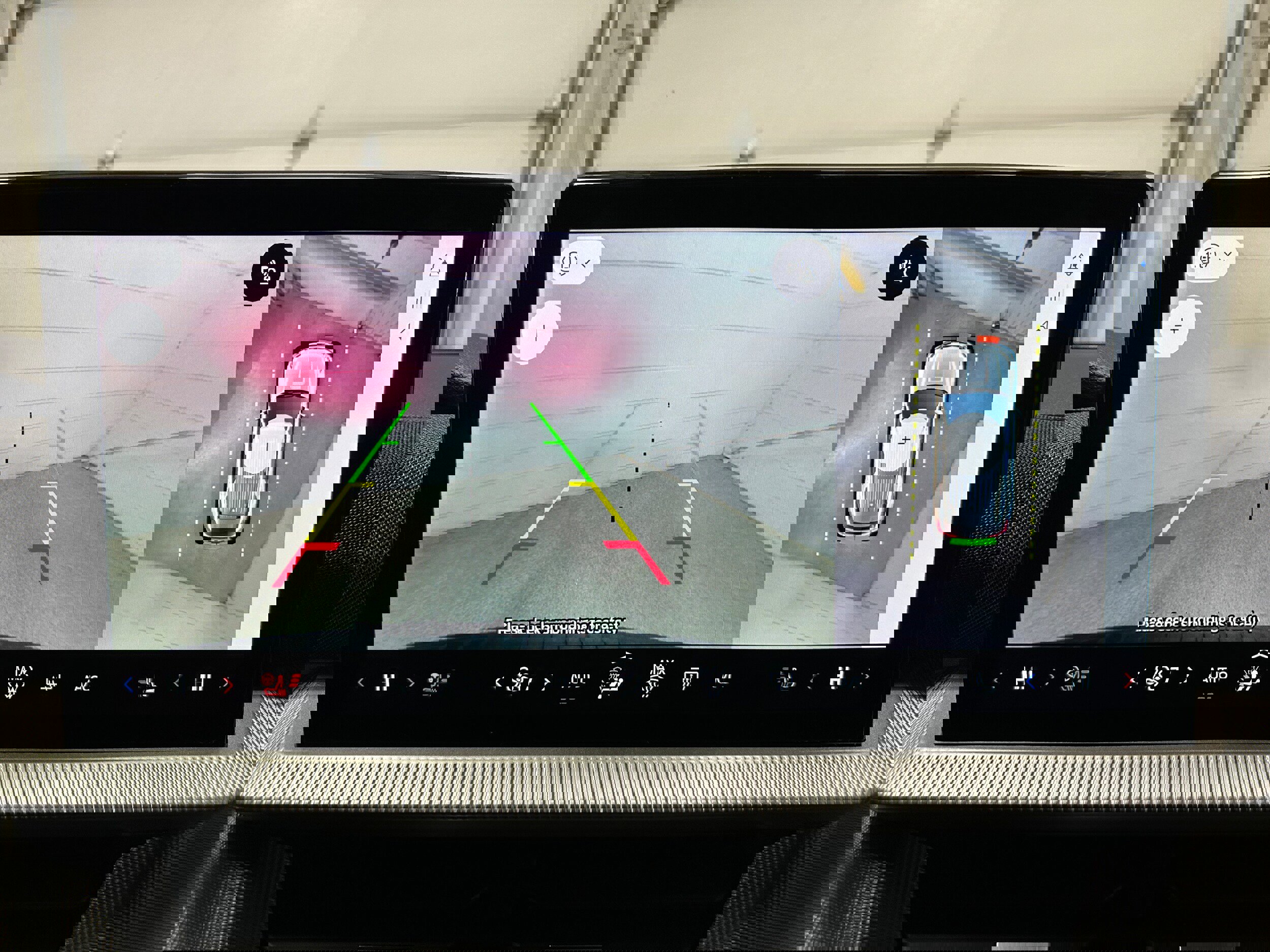 Certified 2025 Ford Explorer ST-Line image 24