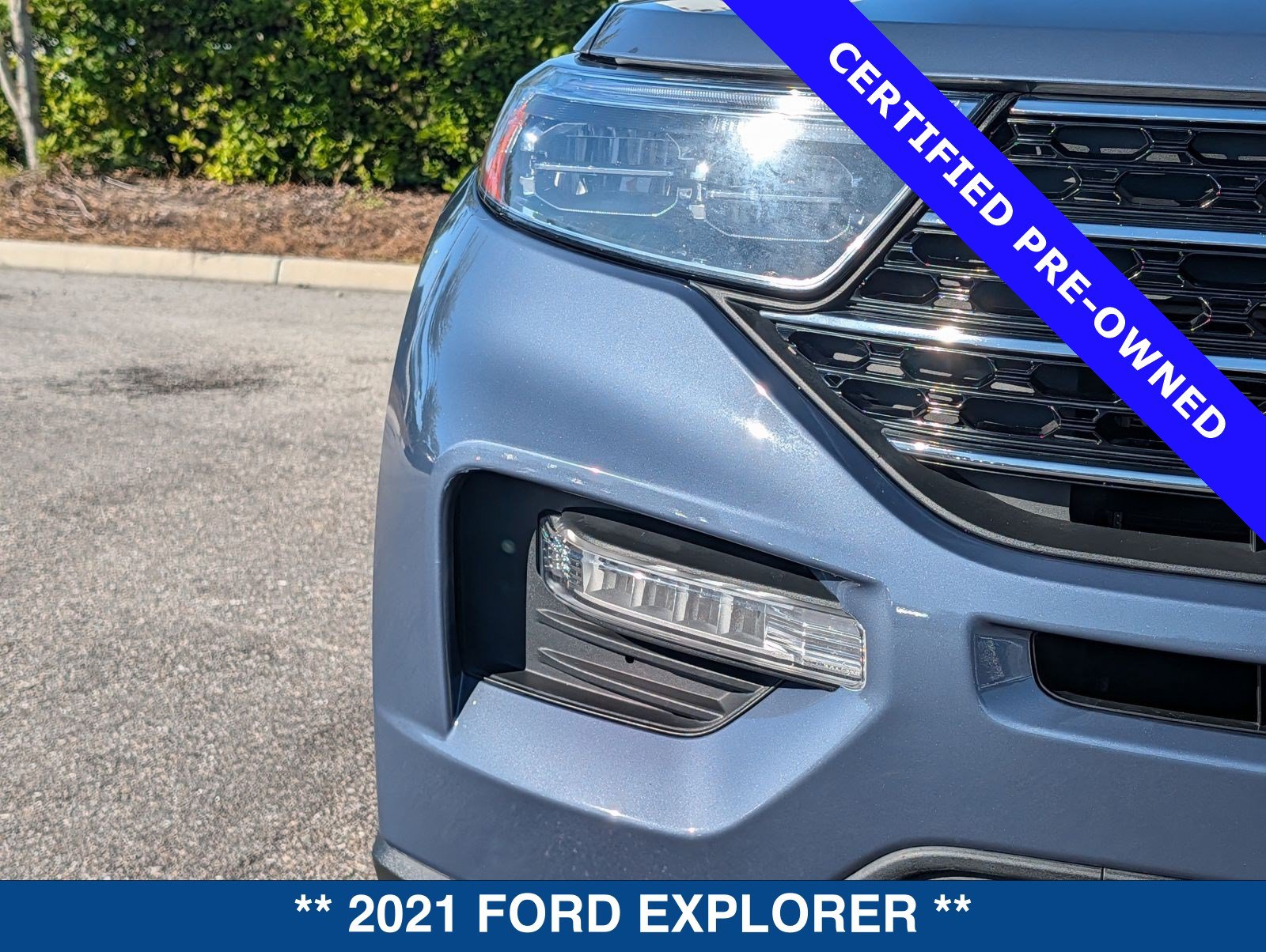 Certified 2021 Ford Explorer XLT w/ Equipment Group 202A AWD/4WD image 10