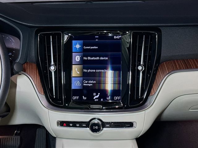 Used 2022 Volvo S60 B5 Momentum w/ Premium Package image 14