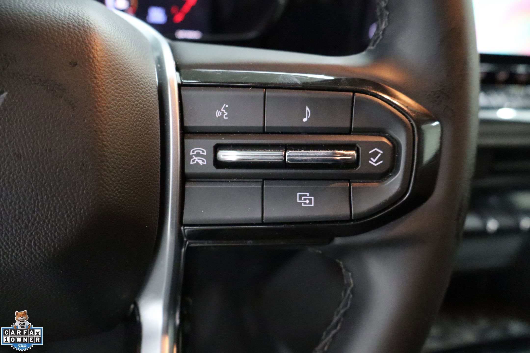 Used 2024 Chevrolet Colorado LT w/ LT Convenience Package image 17