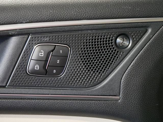 Certified 2024 Ford Edge Titanium AWD/4WD image 17