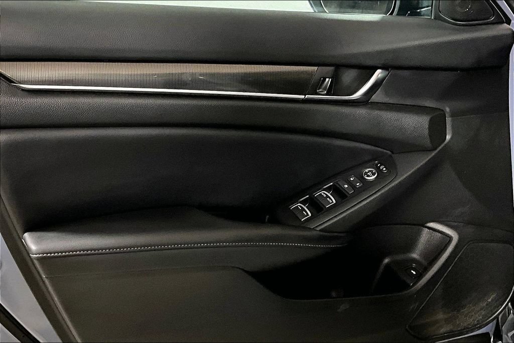 Used 2022 Honda Accord Sport image 18