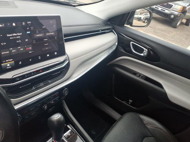 Used 2022 Jeep Compass Limited image 20