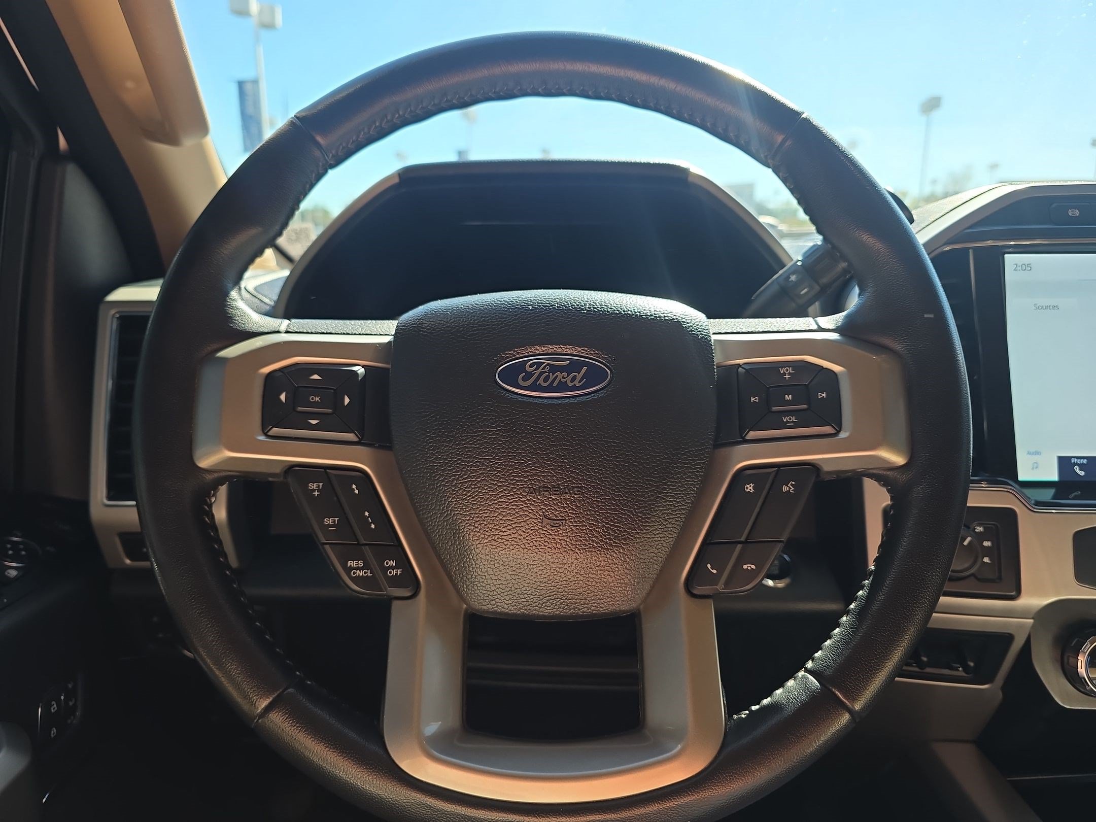 Certified 2022 Ford F250 Lariat w/ Lariat Ultimate Package AWD/4WD image 19