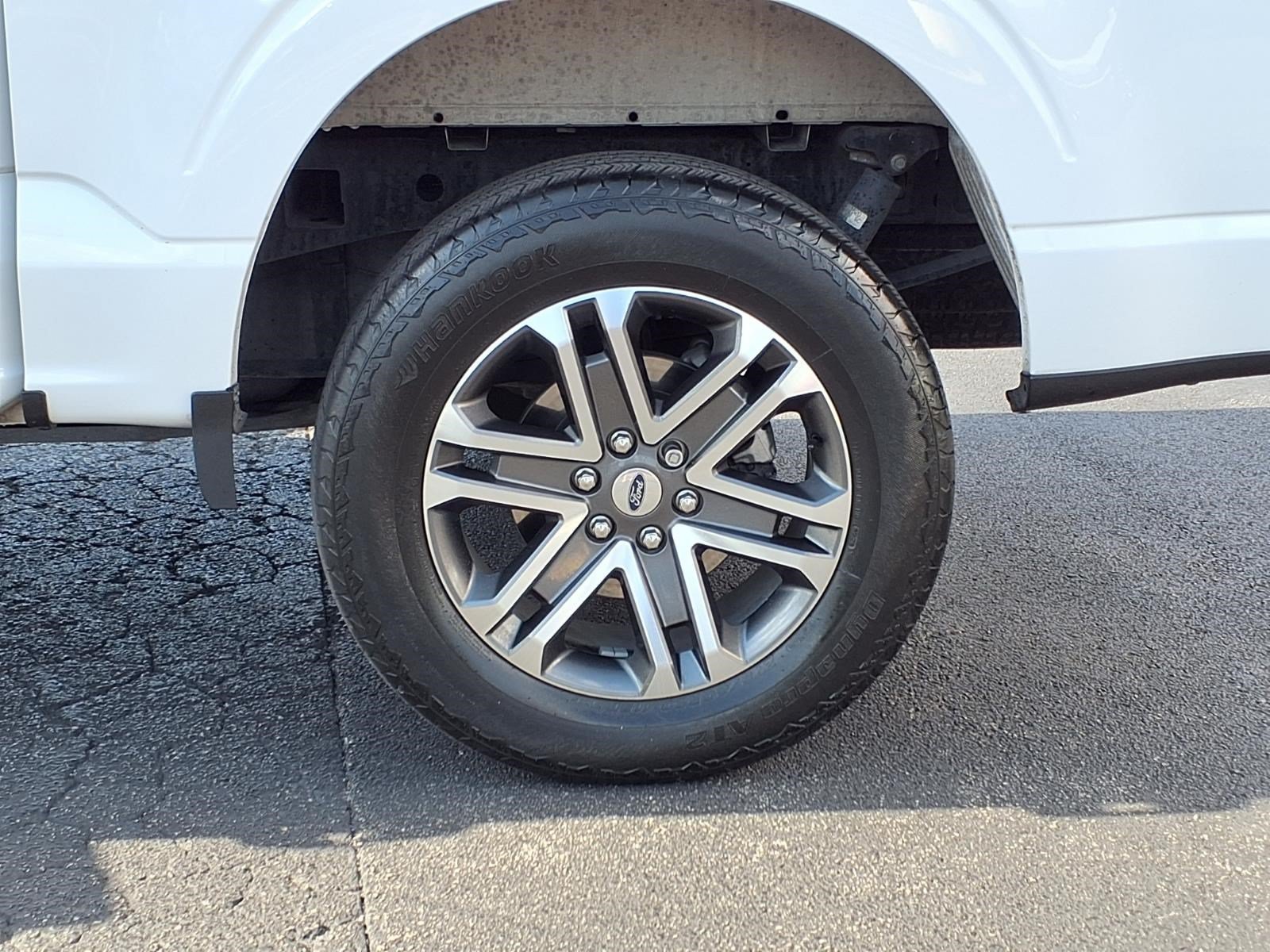 Certified 2022 Ford F150 XL w/ STX Appearance Package AWD/4WD image 10