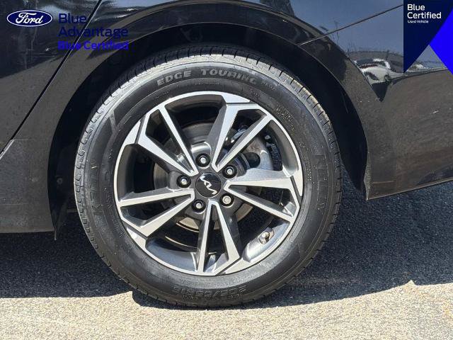 Used 2024 Kia Forte LXS FWD image 8