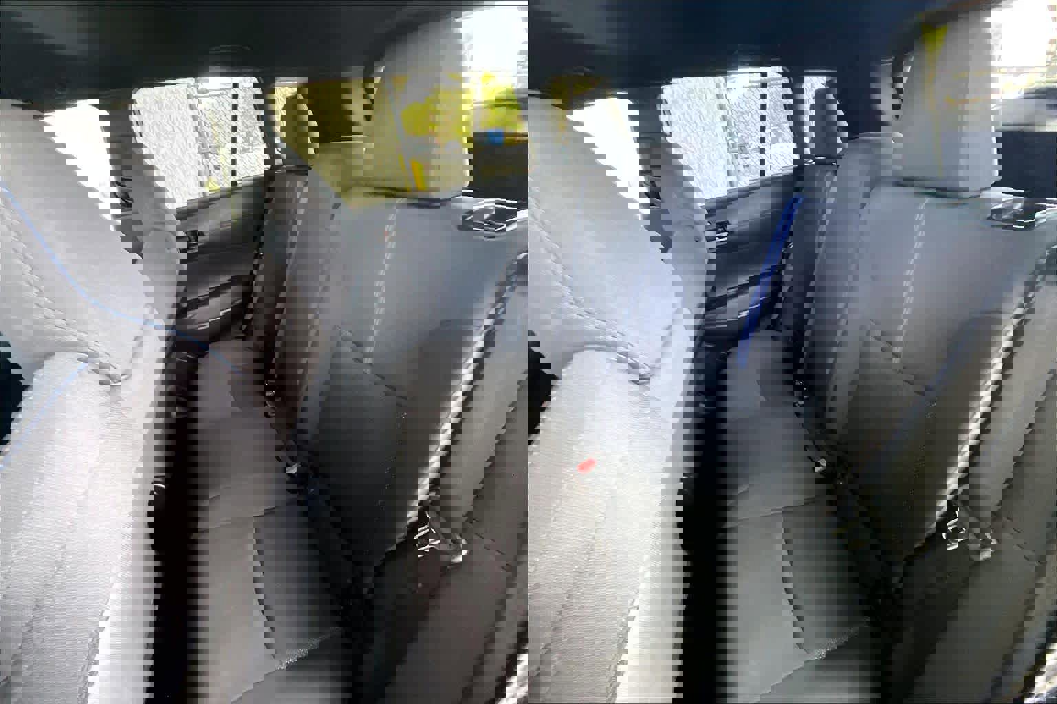 Used 2024 Toyota Corolla Cross SE image 19