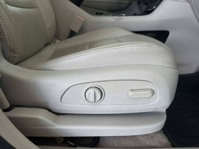 Used 2020 GMC Terrain Denali w/ Denali Premium Package FWD image 17