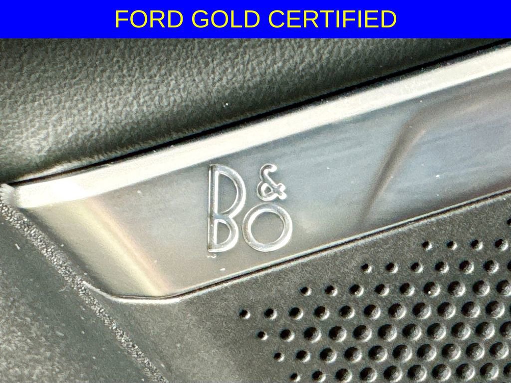 Certified 2025 Ford Expedition Max Platinum image 19