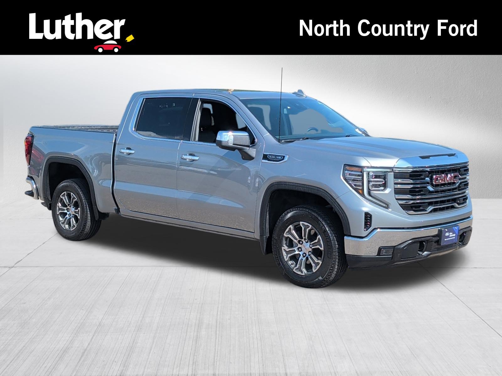 Used 2025 GMC Sierra 1500 SLT AWD/4WD image 1