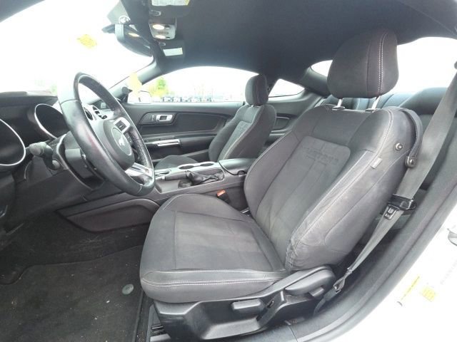 Certified 2019 Ford Mustang Coupe image 19