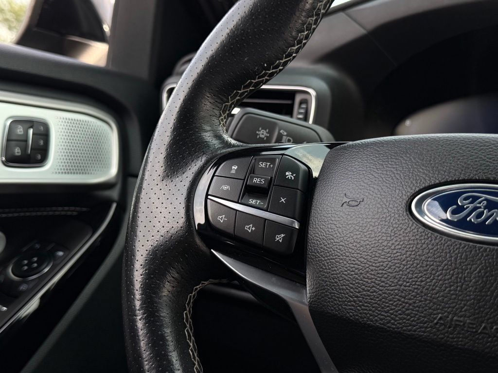 Certified 2023 Ford Explorer ST w/ Technology Package AWD/4WD image 11