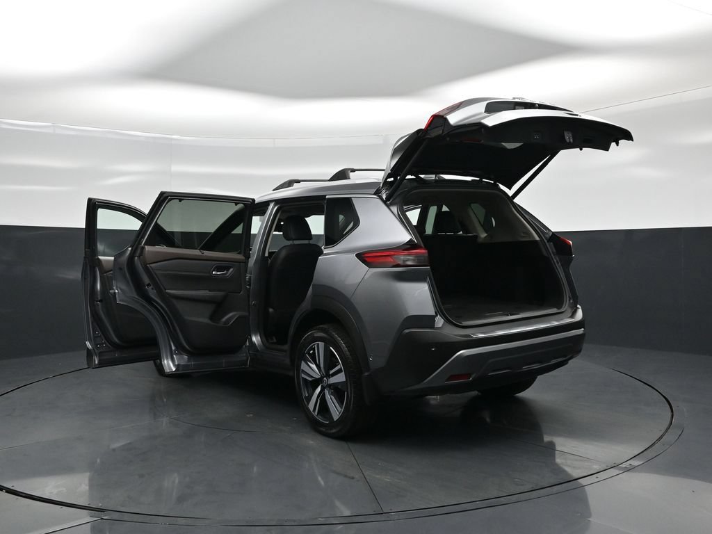 Used 2023 Nissan Rogue SL w/ SL Premium Package FWD image 32