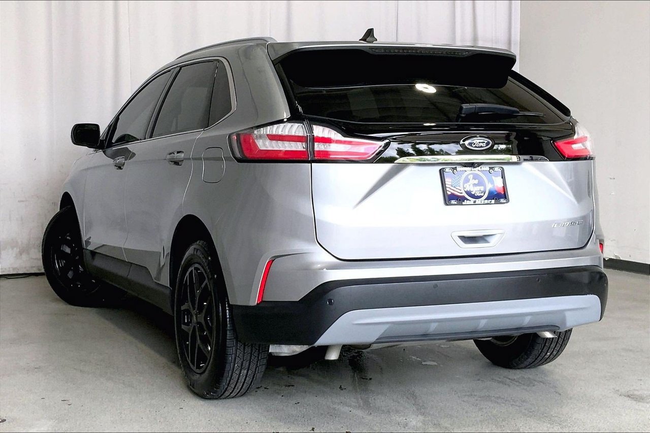 Certified 2023 Ford Edge SEL w/ Convenience Package AWD/4WD image 10
