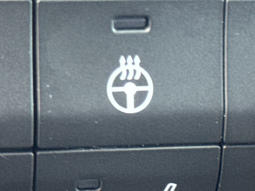 Used 2019 Jeep Wrangler Unlimited Sahara w/ Quick Order Package 24M Moab image 19