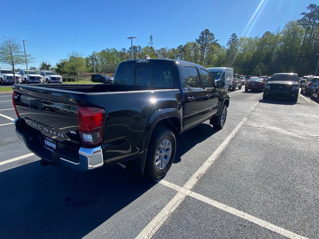 Used 2019 Toyota Tacoma SR5 RWD image 5